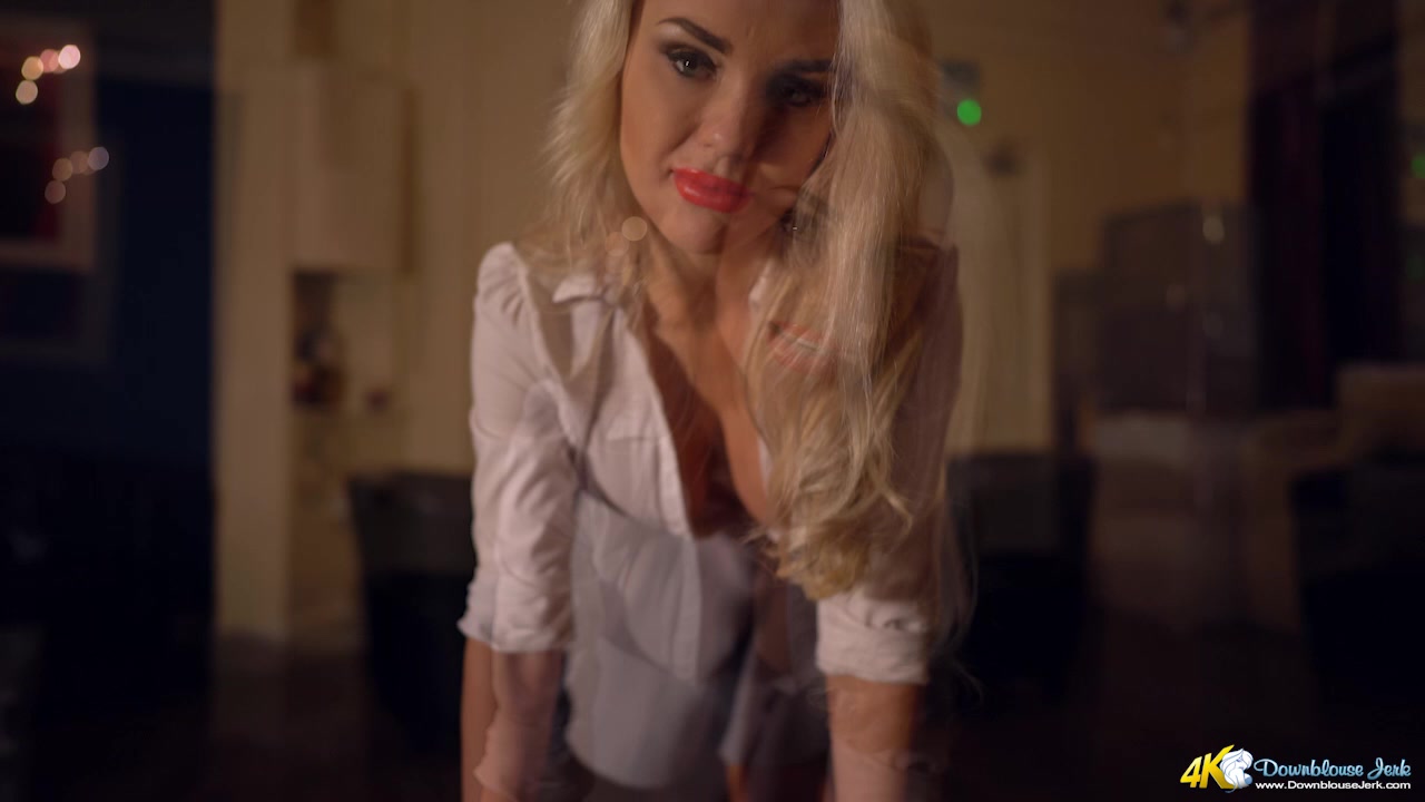 Sexy Fun - DownblouseJerk