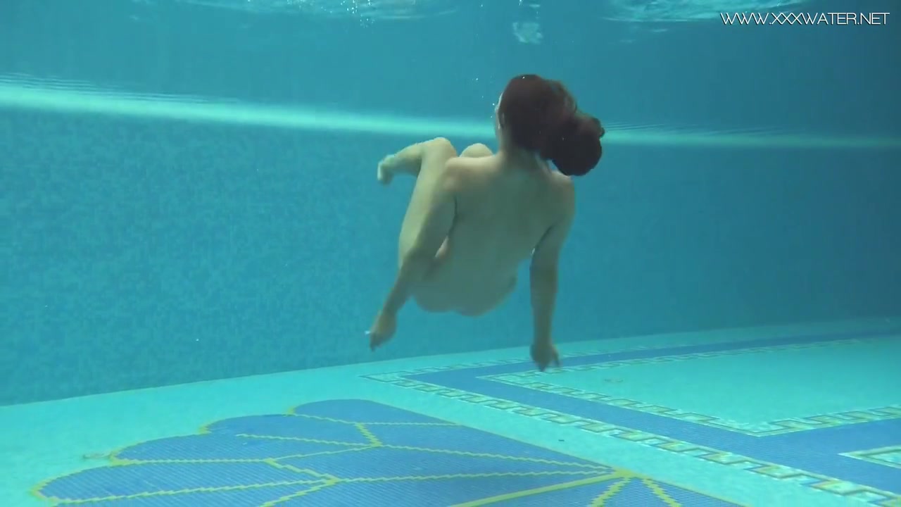 Hungarian Naked Sazan Cheharda Swimming Teasing