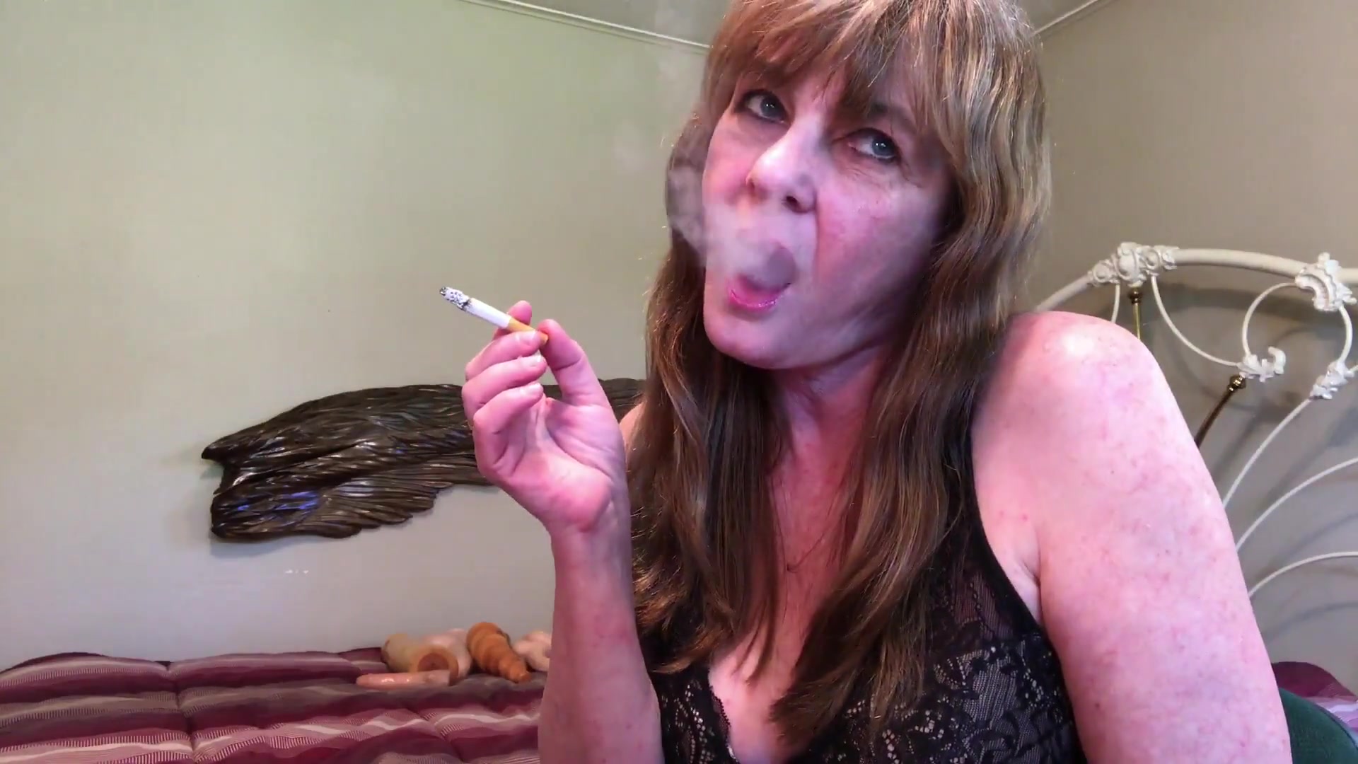 Smoking In Lace Bra - TacAmateurs
