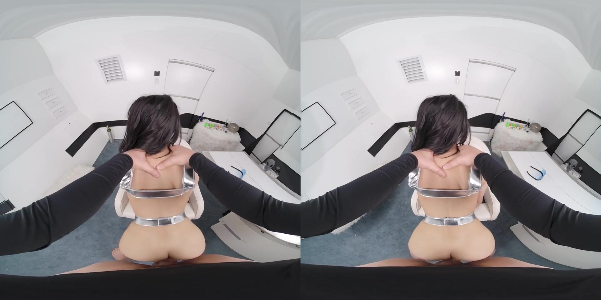 Riley Reid in Close Encumters of the Third - VR Porn Video - VRConk
