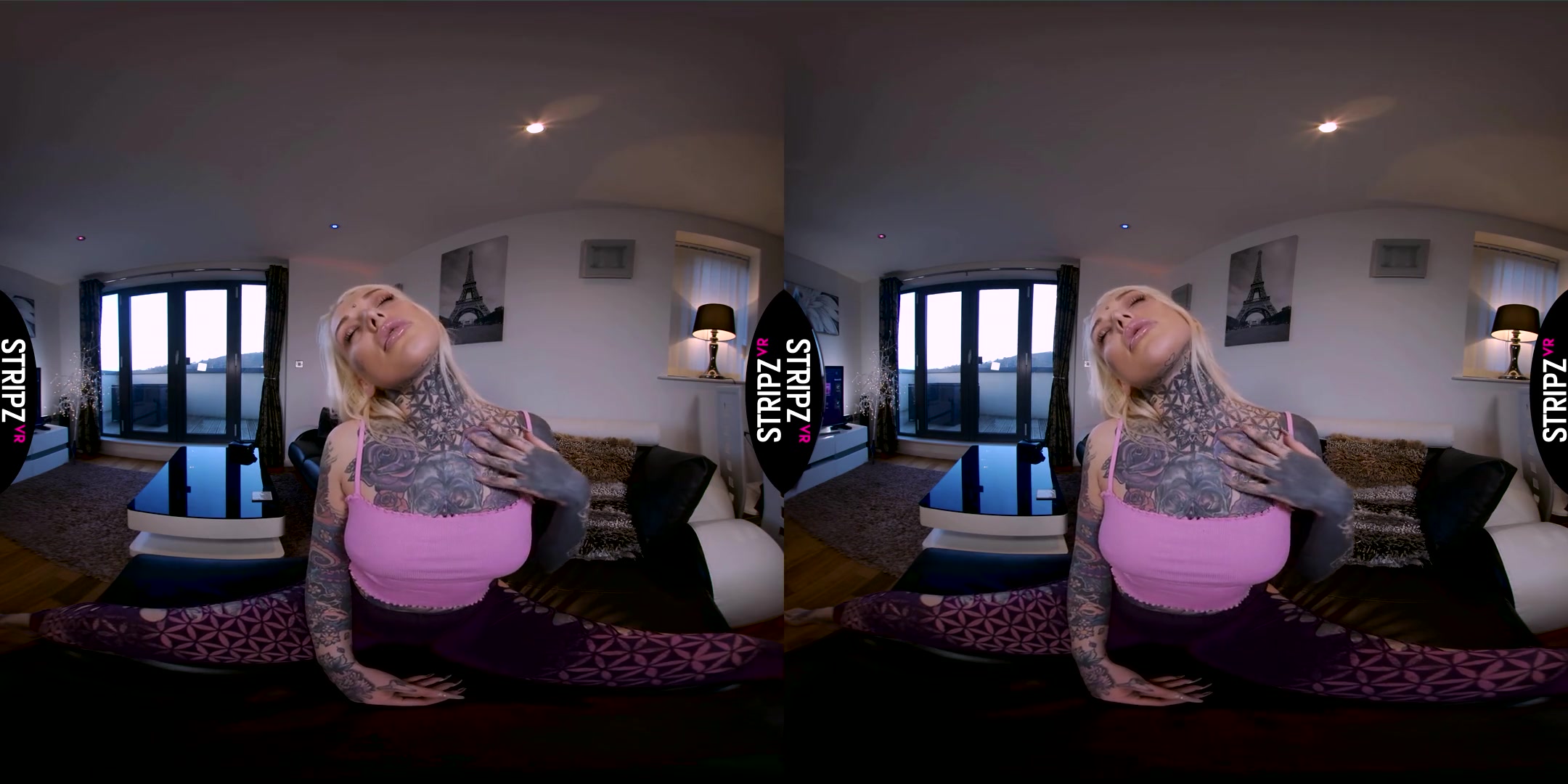 Lauren Brock in Eat Me - StripzVR