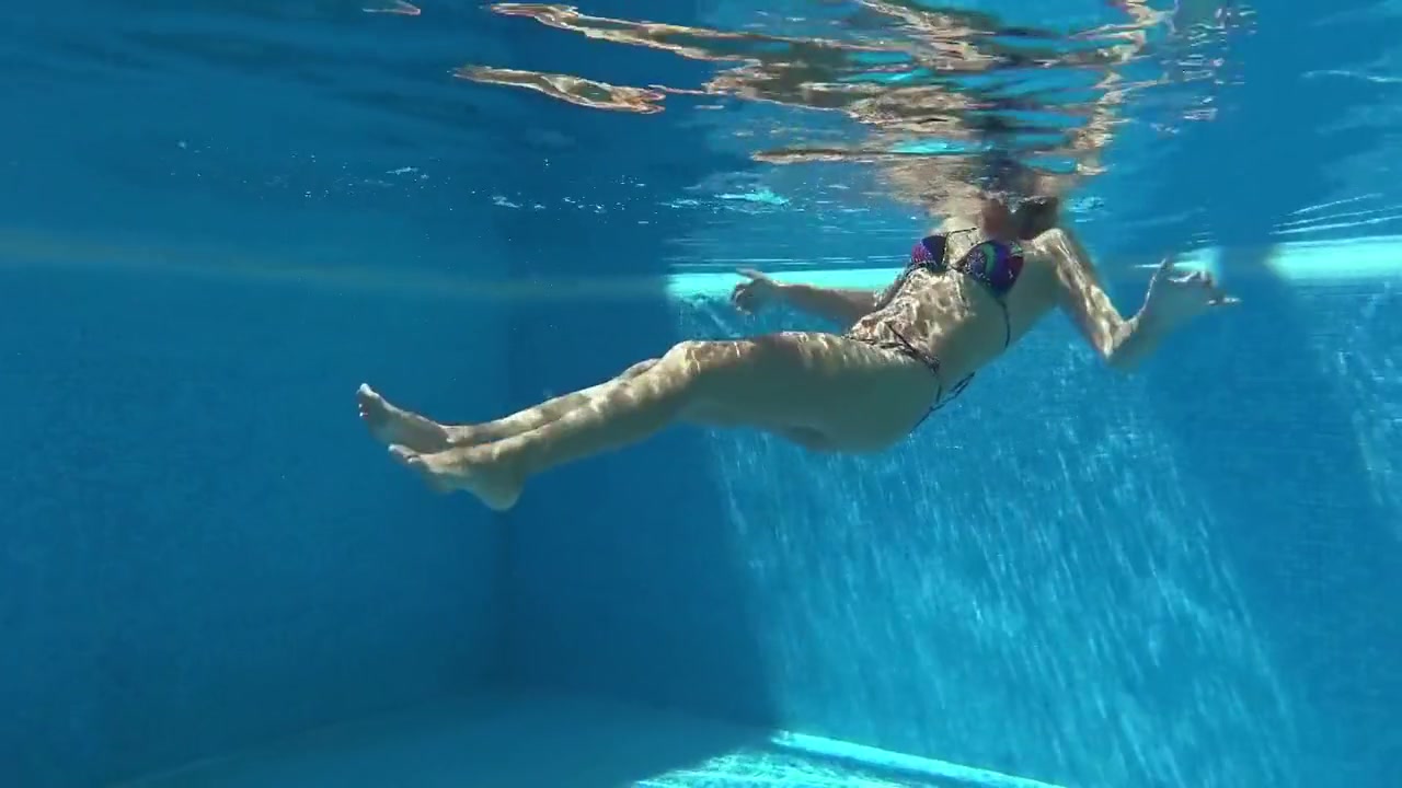 Sexy Russian Milf Kalisy Masturbating By The Pool