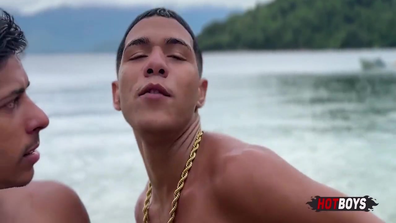Johny Will, Rafael Silva And Caio Pernalonga - Sonhei Que Estava Em Uma Praia Deserta Com Varios Machos 10 Min