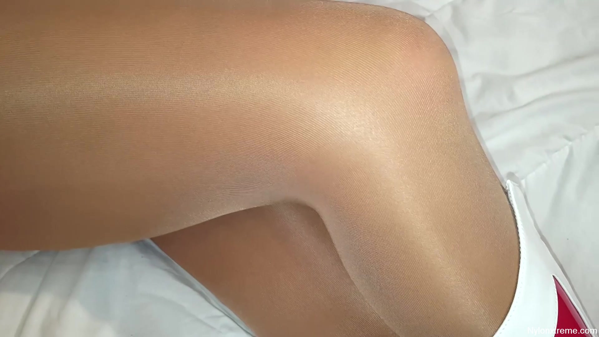 92 Wonder Woman Fucked In Pantyhose - Sex Movies Featuring Sexy Tights