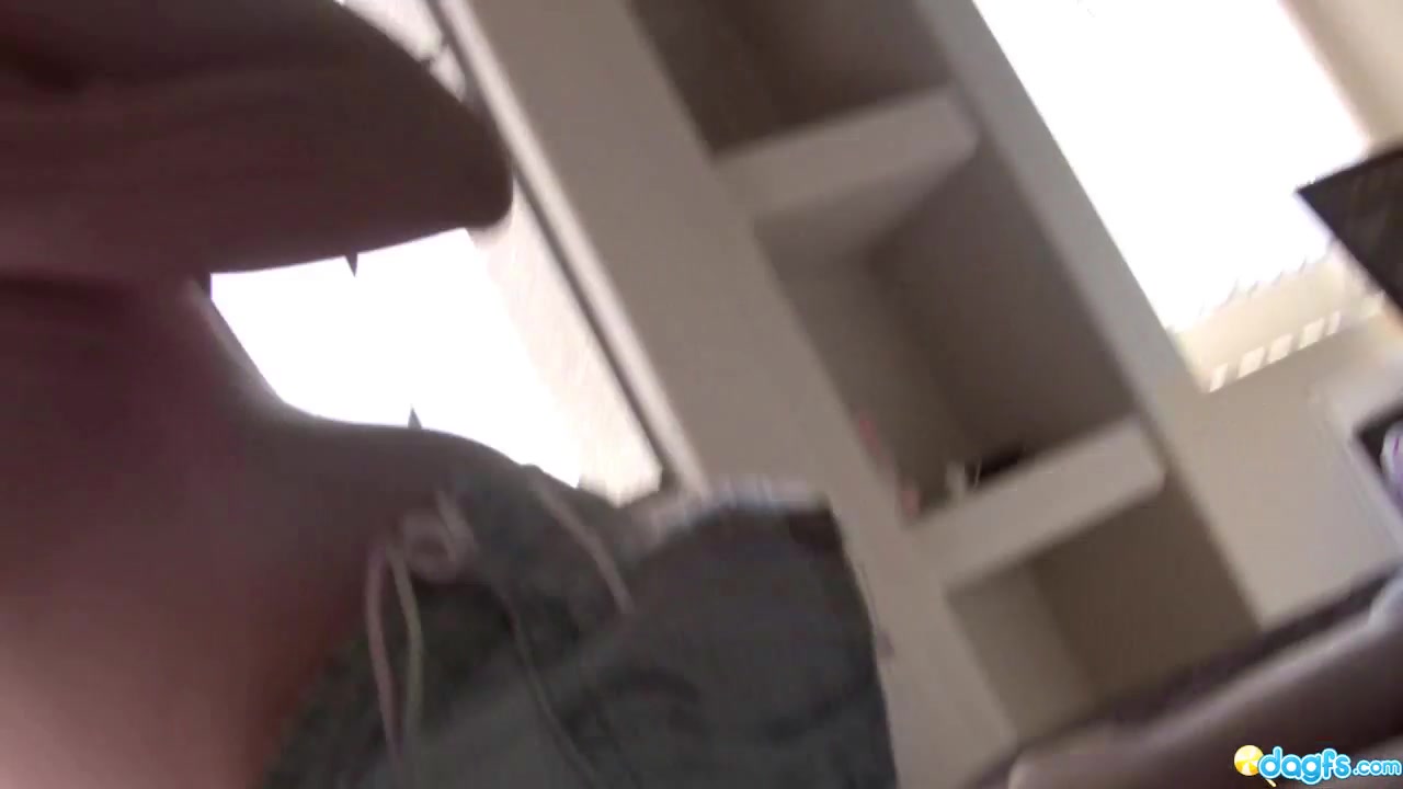 Emo Girlfriend Dicked By Her Horny Boyfriend - RealEmoExposed