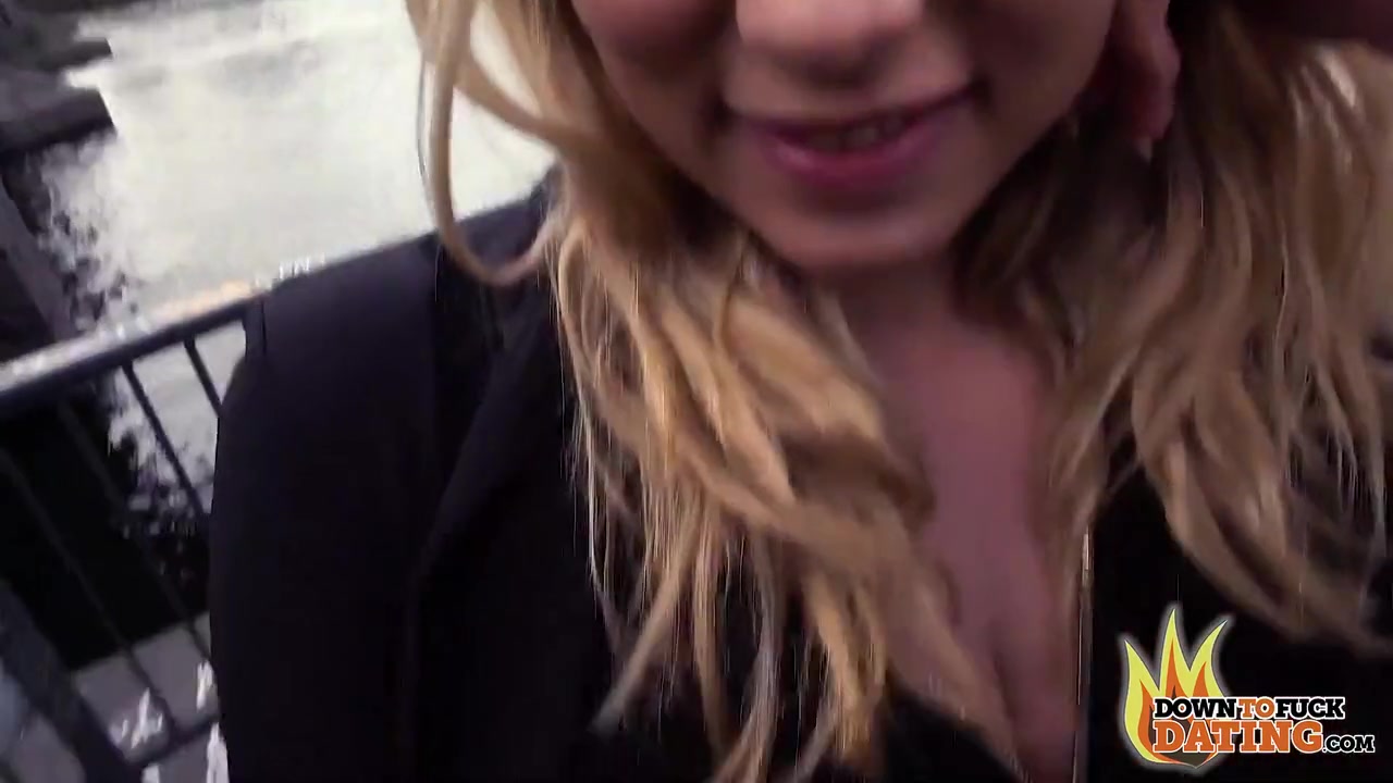 Hot Tattooed Big Tits Blonde Cum Shower On Shaved Pussy - Mia Blow