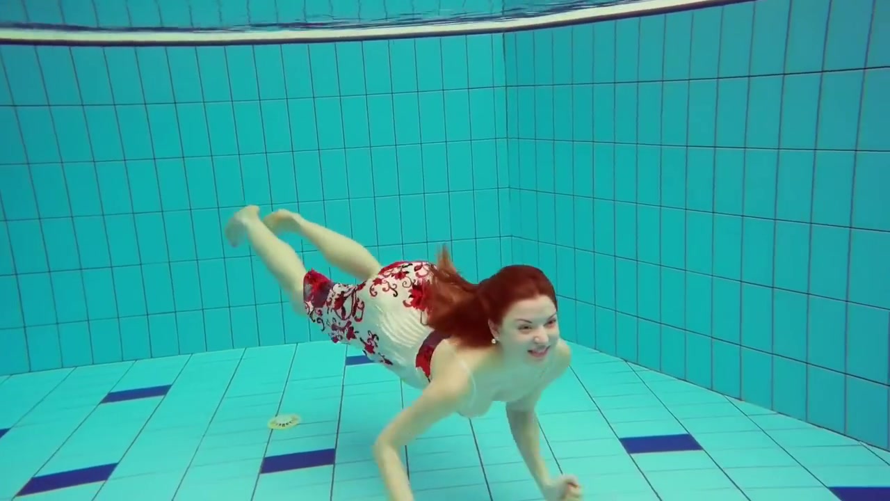 Marketa Surprises You Underwater Being Horny