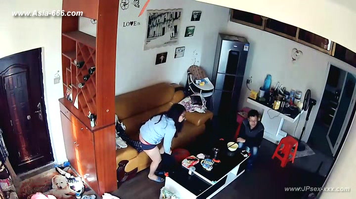 Hackers use the camera to remote monitoring of a lover's home life.310