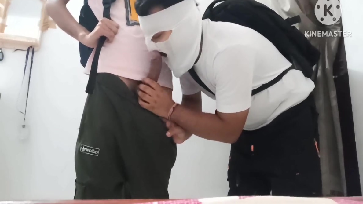 Indian student 18+ Straight Freinds Gives Each Other Blowjob