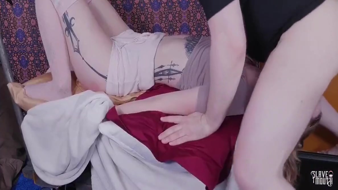 Mouth Fucked teen 18+ Sub