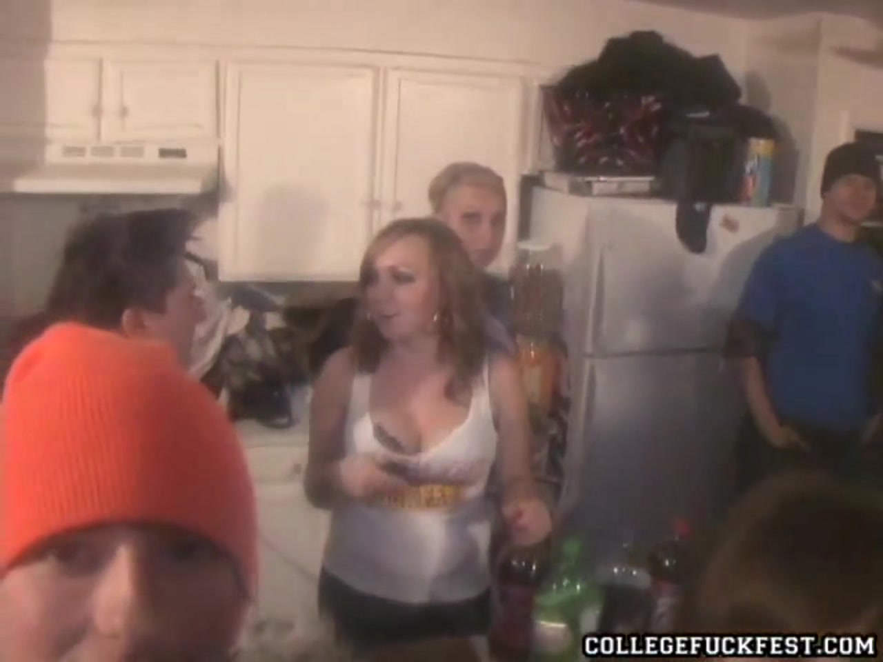 College cock sucking teen 18+ goes down on dick