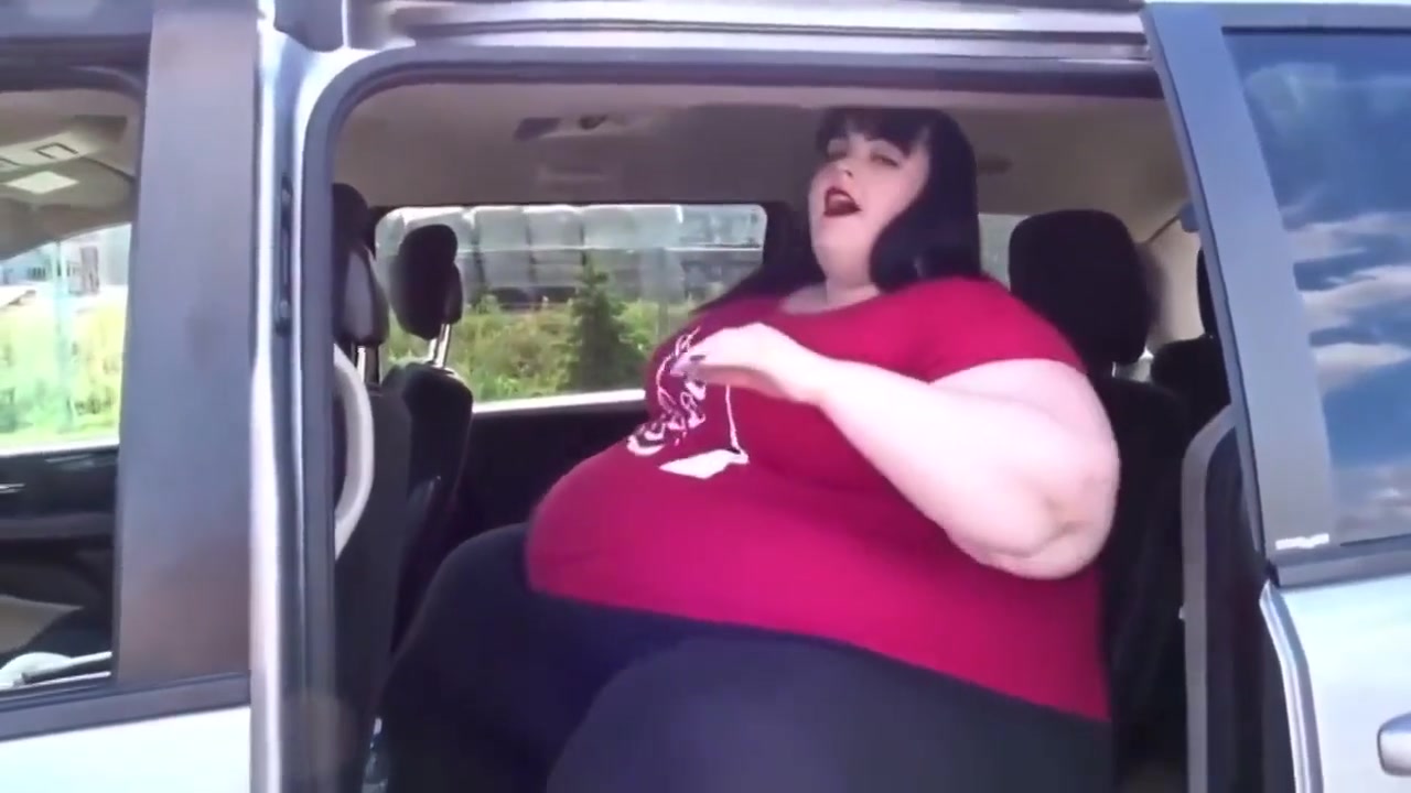 Juicy Jackie In Ssbbw Too Big For The Car