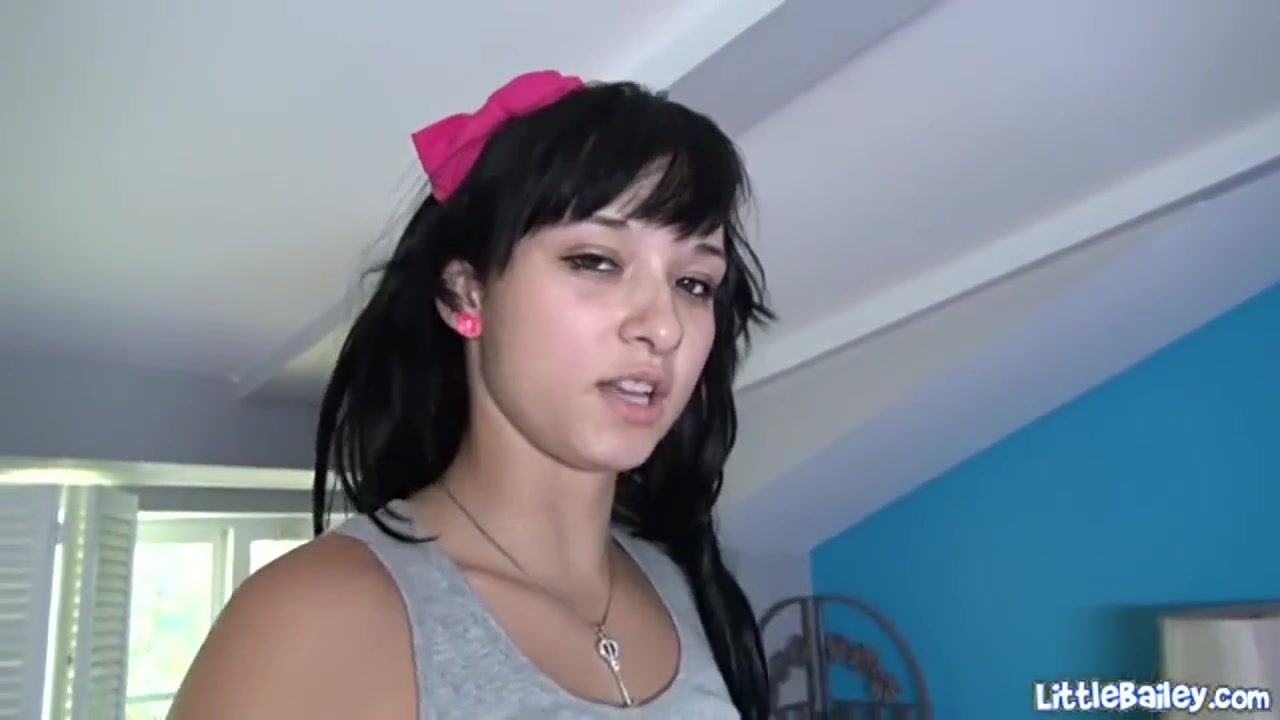 Mandy Sky - Sexy teen 18+ Masturbates In Solo Pov
