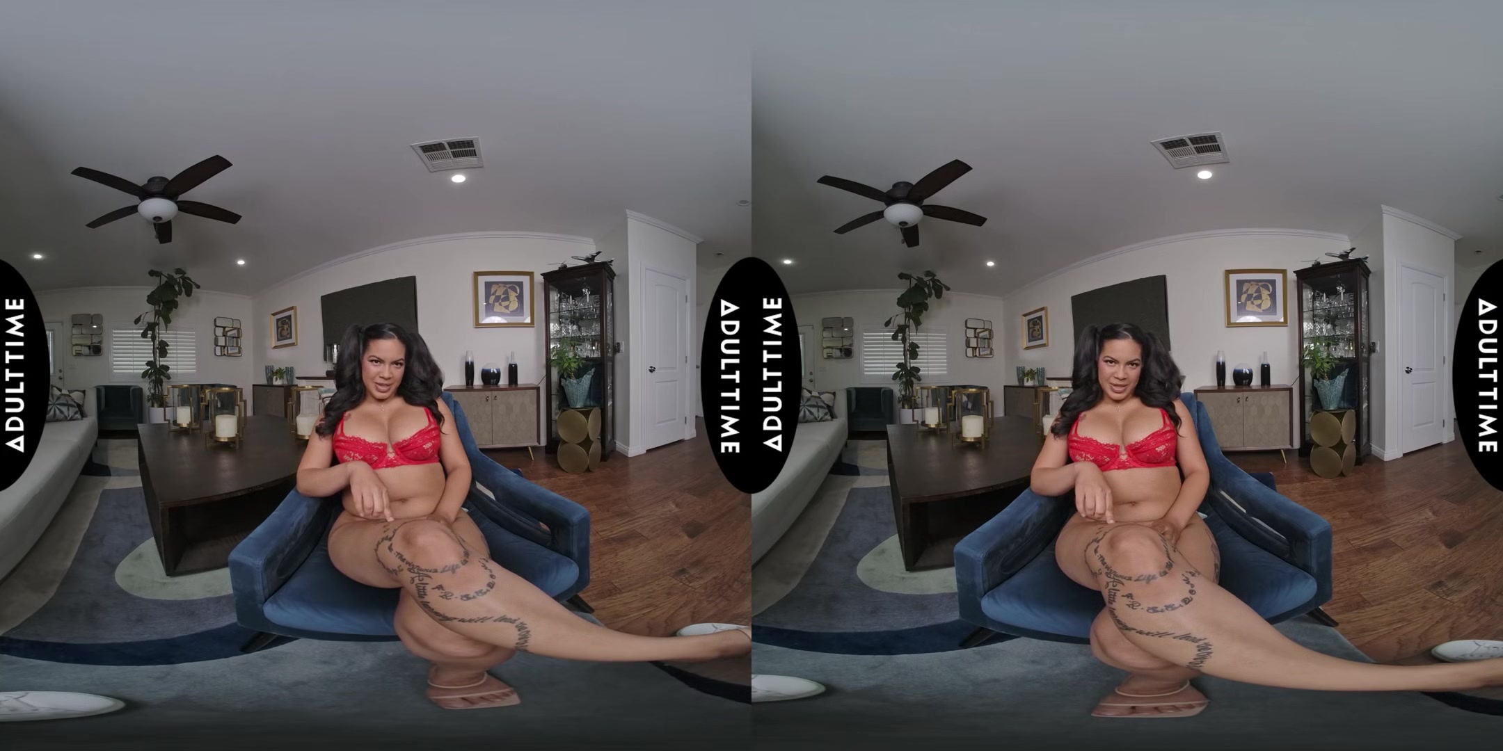 Up Close Vr With Maya Farrell