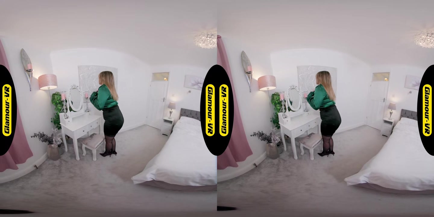 Siobhan Graves - Glamour-VR