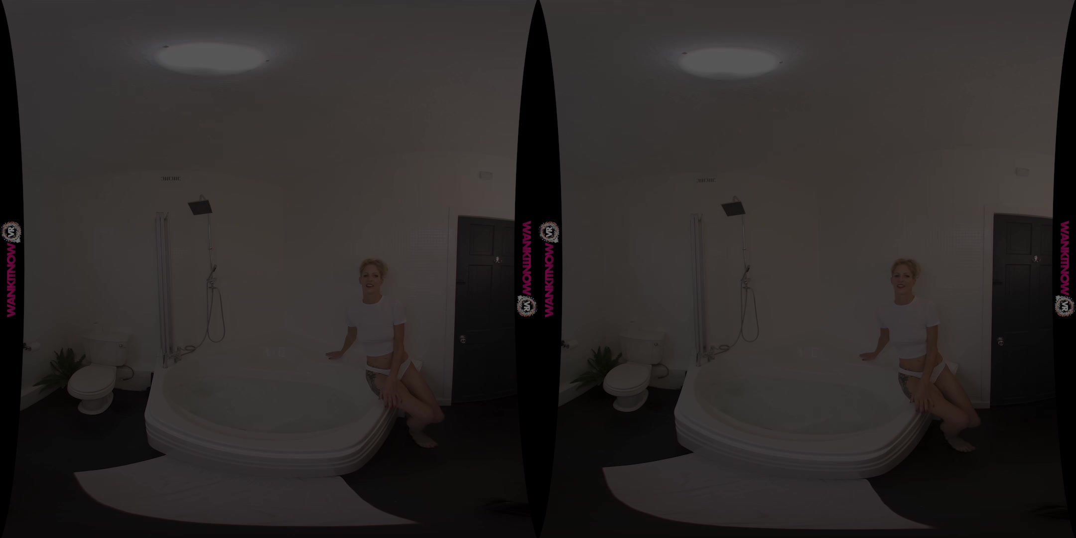 Spunk Bath featuring Leah - WankitNowVR