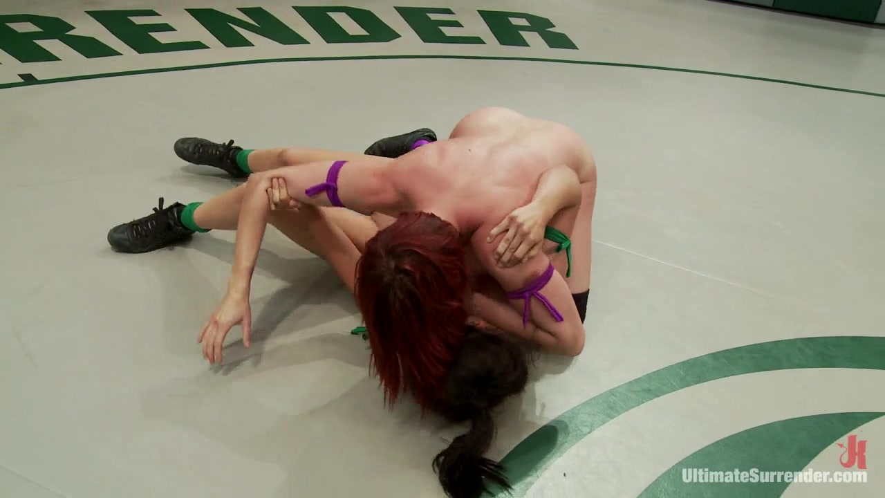 Bryn 'the Law' Blayne Vs Newbie Odile ' Aka 'dynamo' - Publicdisgrace