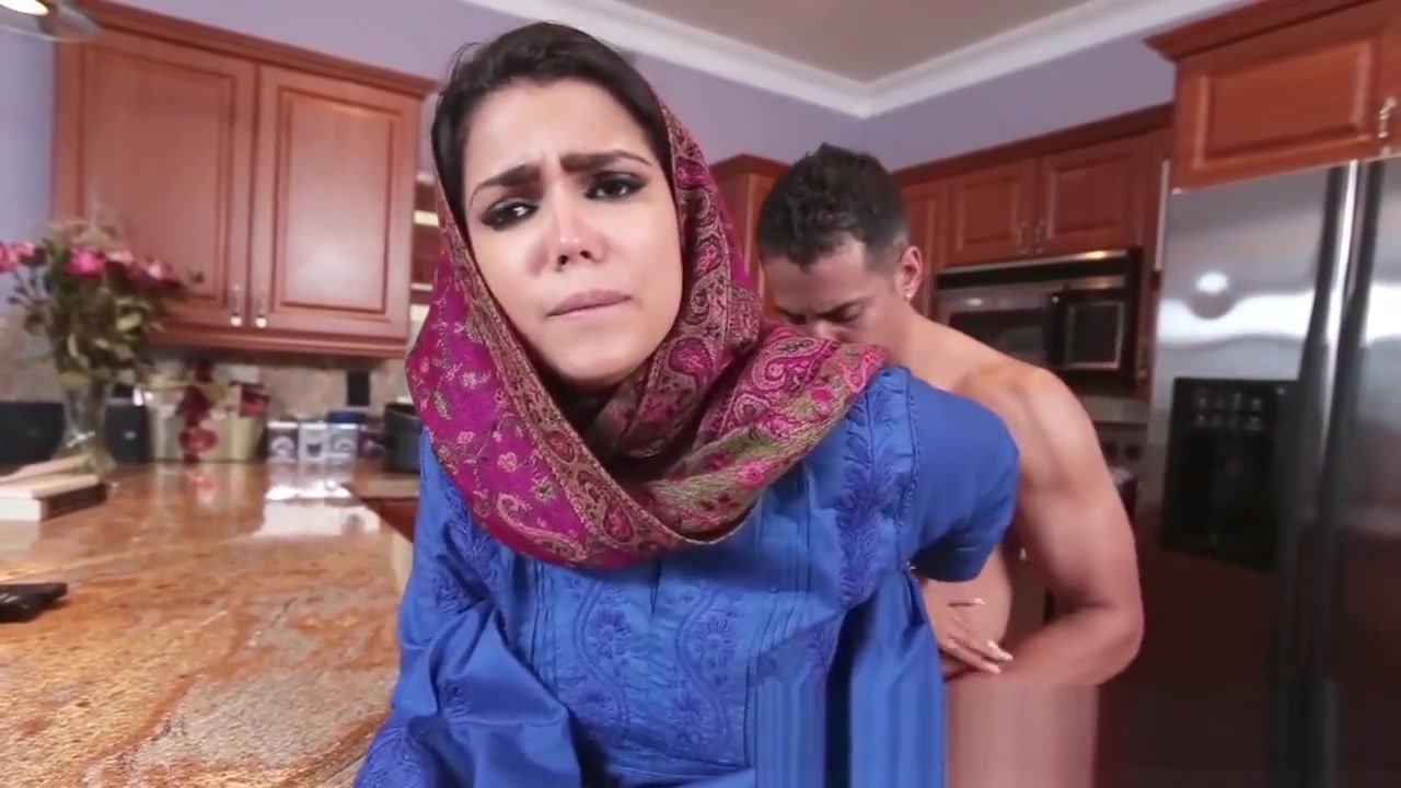 Muslim Arab teen 18+ in Hijab Riding Dick