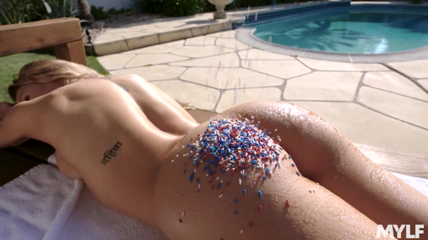 Wet Hot Patriot Pussy - MYLF