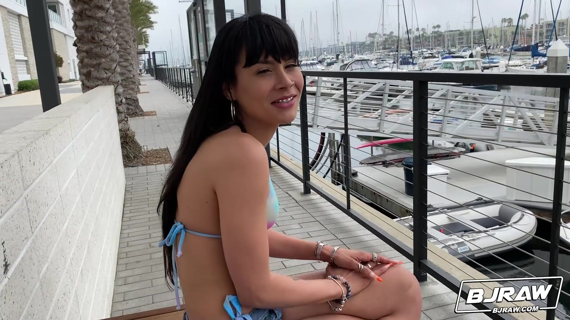 Ari Aims To Please - BJRaw