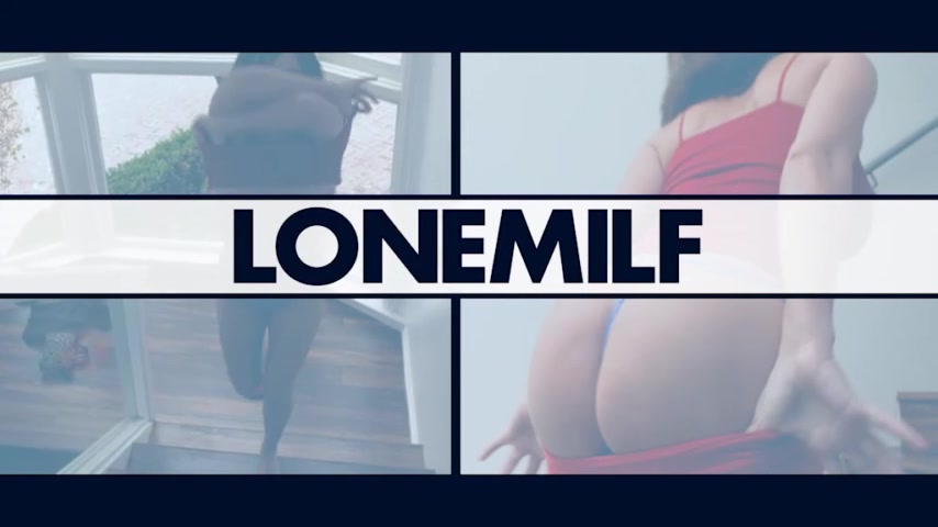 Mature And Seductive - MYLF