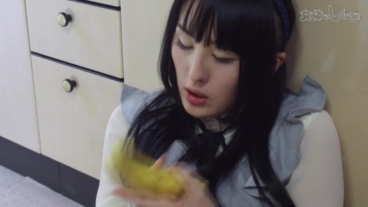 Fresh vegetables masturbation. - Fetish Japanese Video