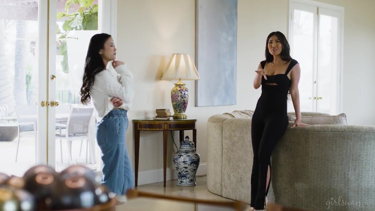 This Brings Me Back - Jennie Rose, Louise Louellen And Lulu Chu
