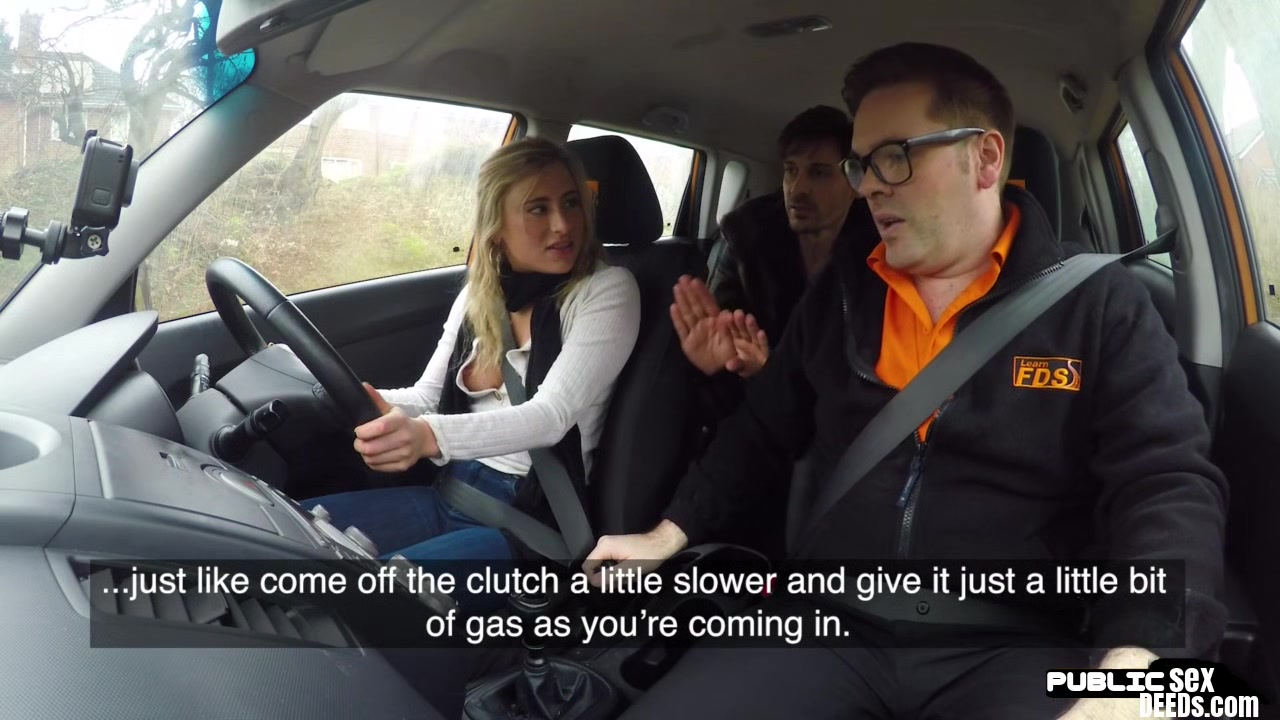 Squirting UK babe rides in both ways during duo in the car