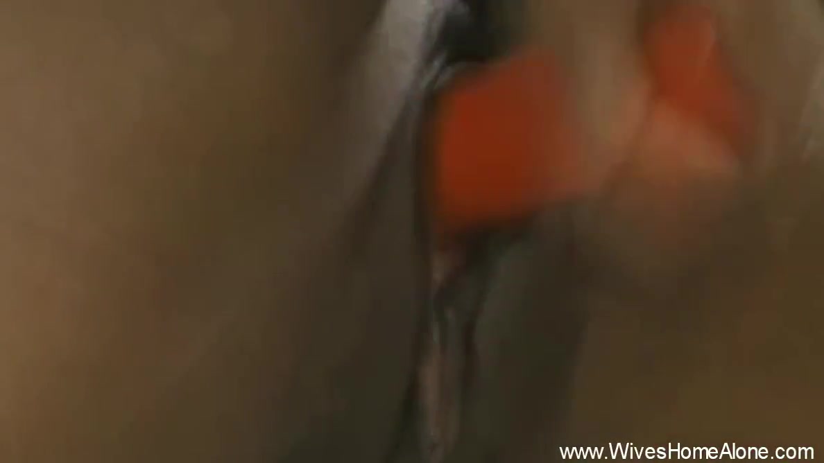 Her Pussy Is Hungry For Orgasm