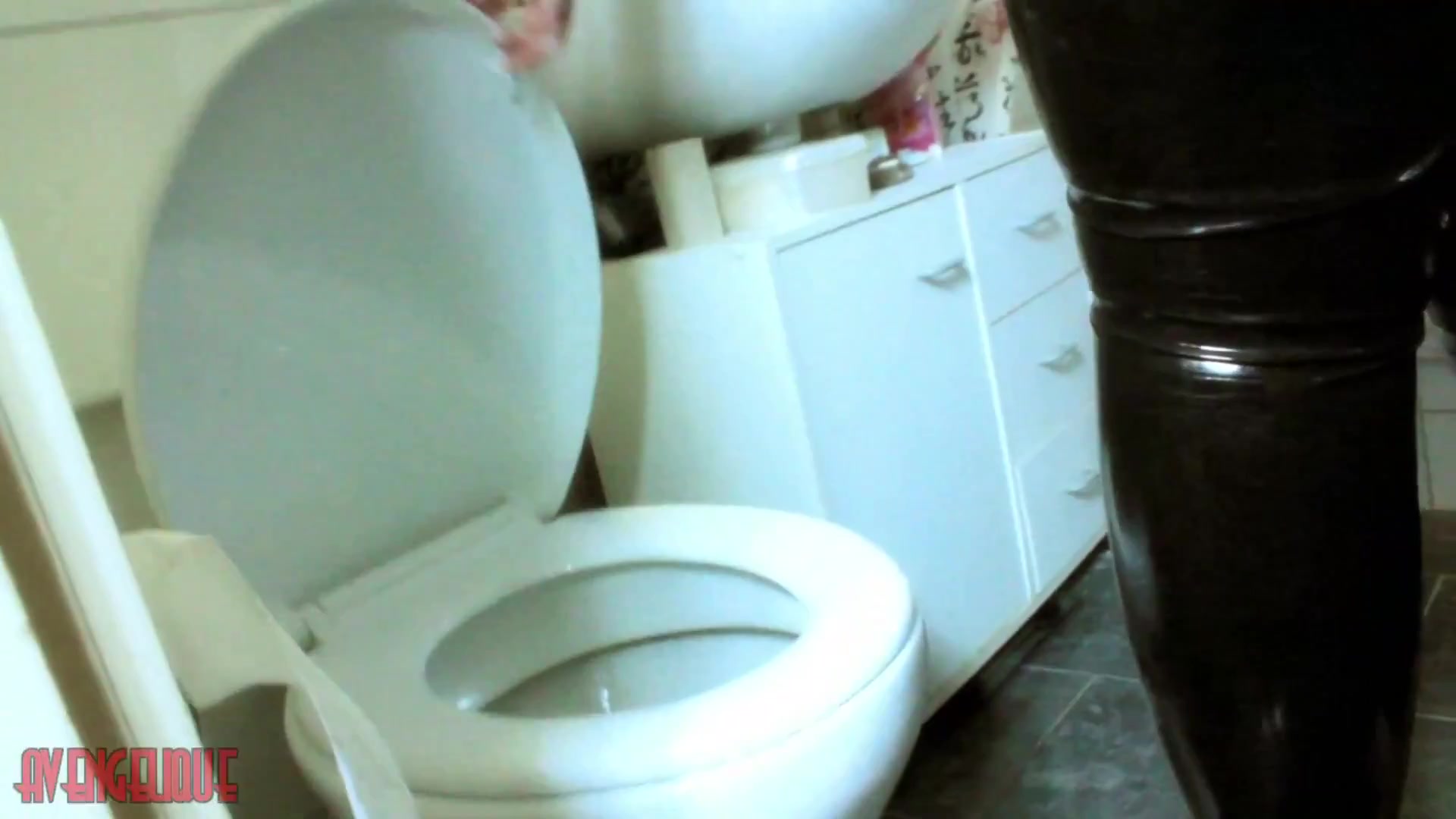 Best Of Pee