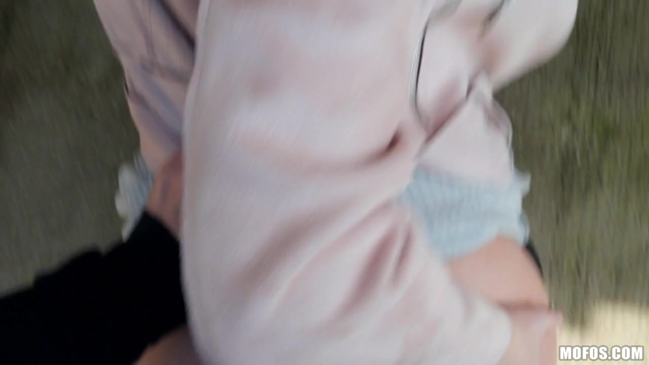Cassie Right in Brunette Babe's Public Fuck - PublicPickups