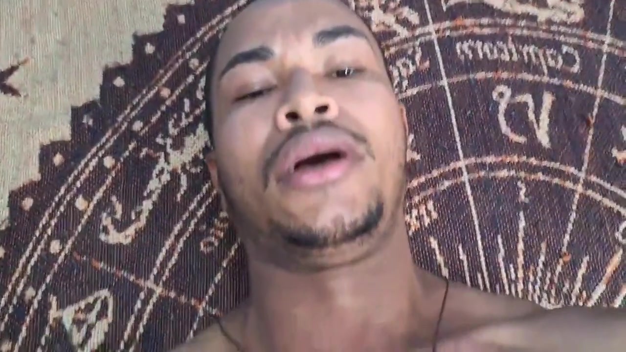 Dizia Ser Hetero Mais Meti Fundo Leite No Seu Cu. Completo No Red 20 Min