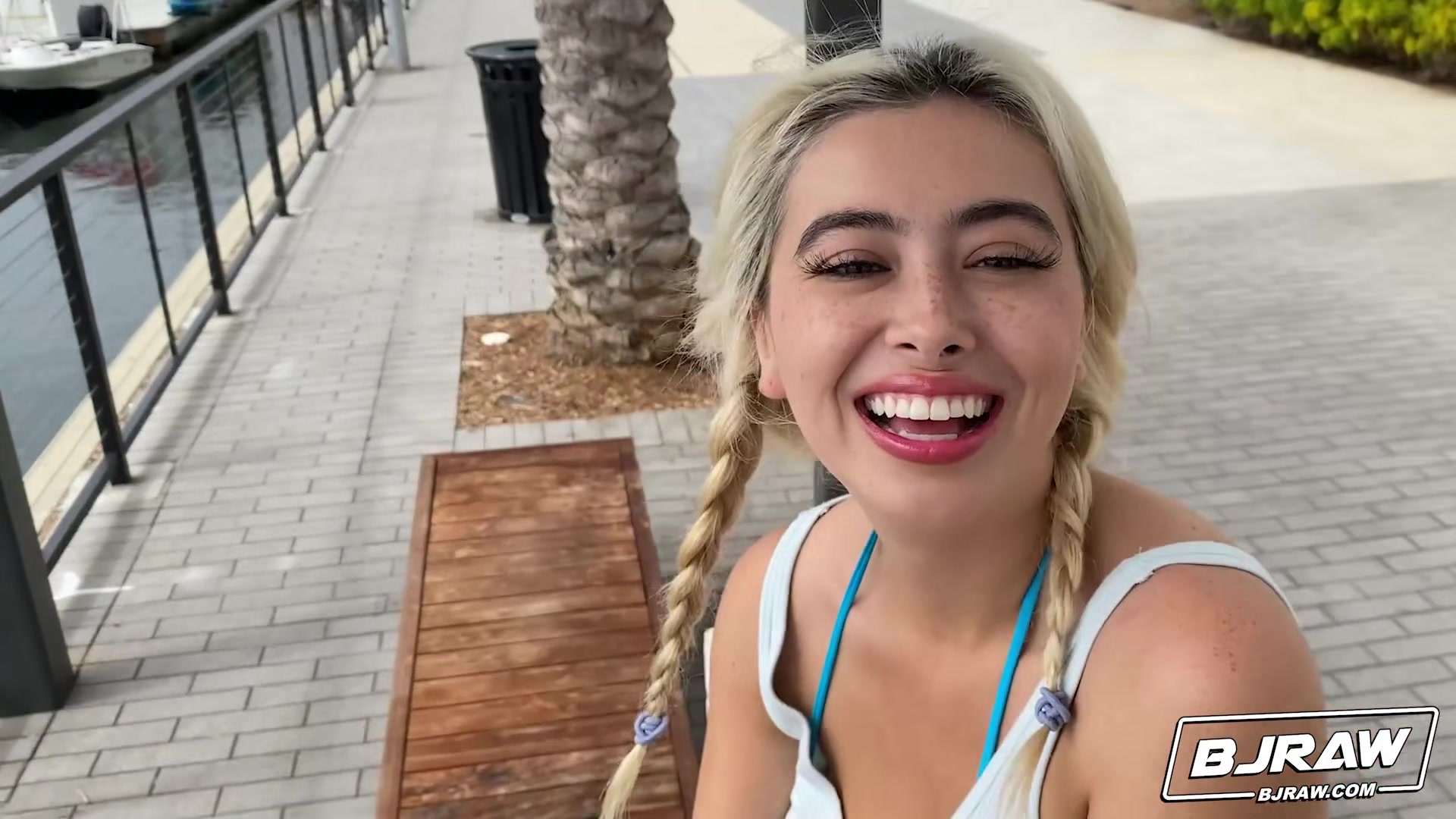 Chloe Lands A Load - BJRaw