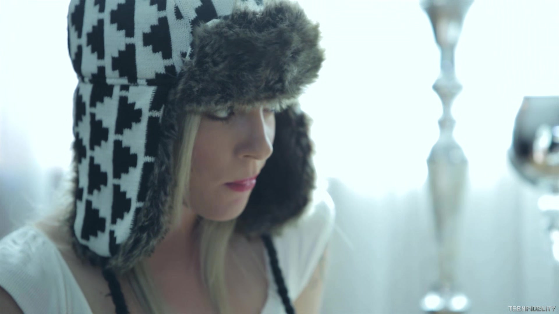 Scavengers - Starring: Bailey Blue - PornFidelity