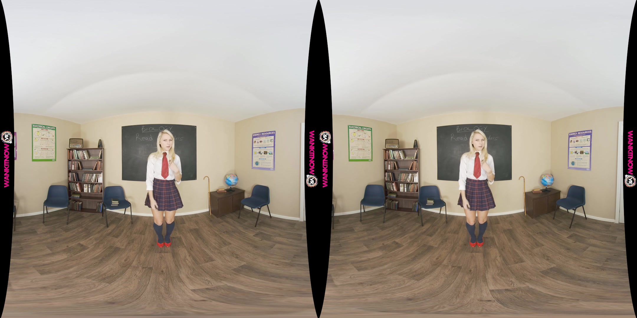 Wank For Me featuring Chloe Toy - WankitNowVR