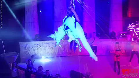 Flexi Show - Watch4Fetish