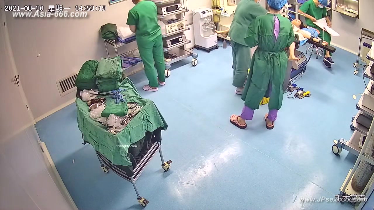 Peeping Hospital patient.21