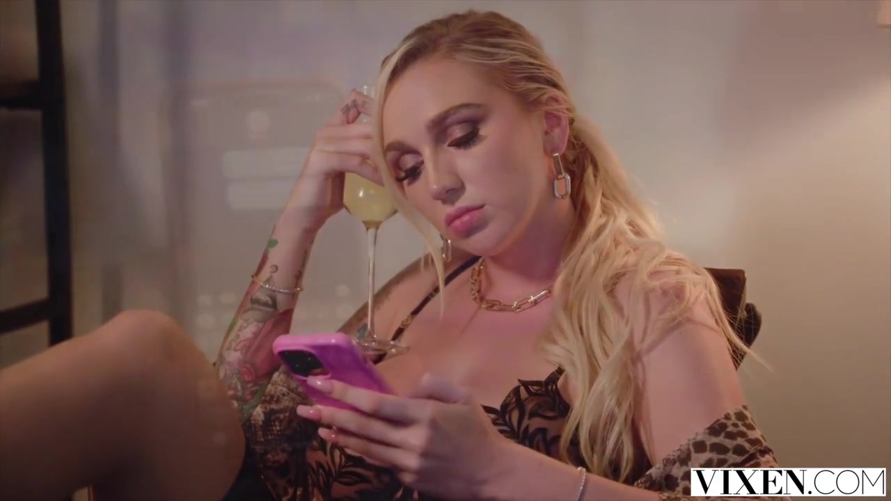 Busty Blonde Loves To Fuck - Kendra Sunderland And Chris Diamond