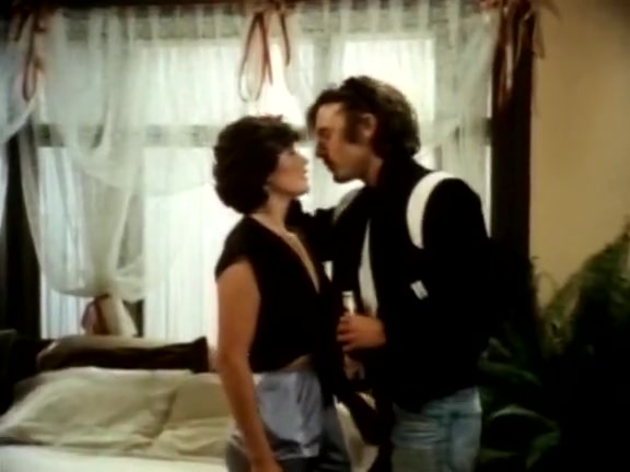 Aunt_Pegs_John Holmes, Richard Kennedy, Sharon York in vintage porn clip