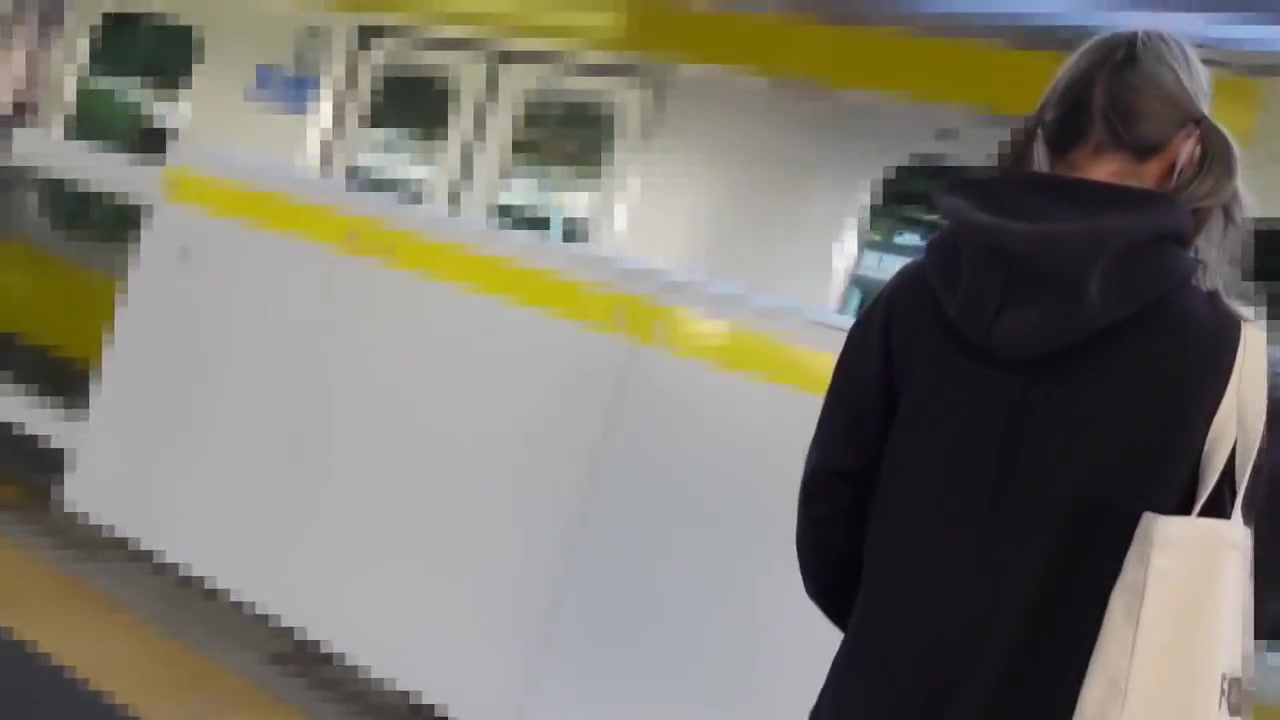 J K In Och-232 Perverted Train #032 Shes Actually An Innocent