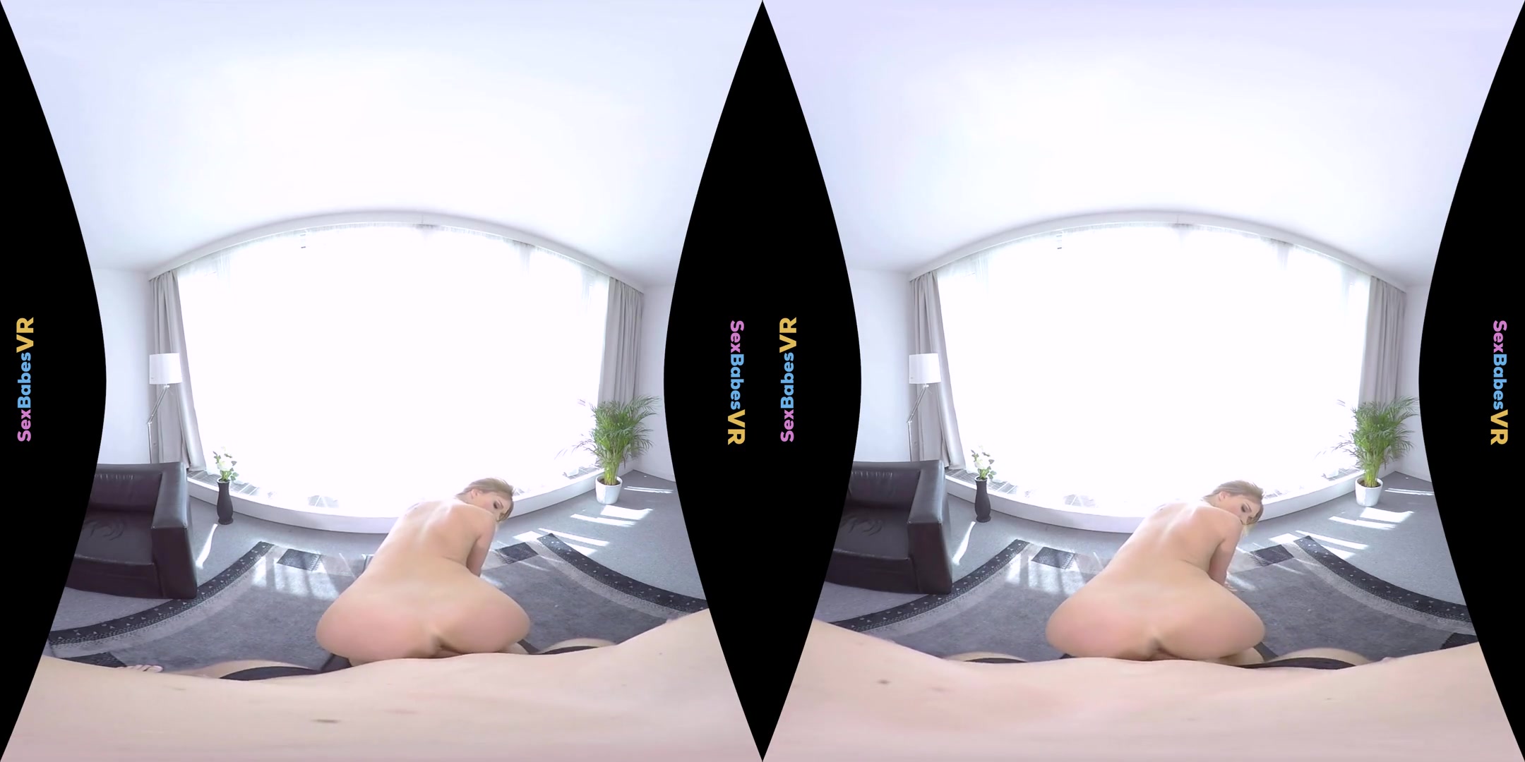 Angel Piaff in Gym Pussy - SexBabesVR