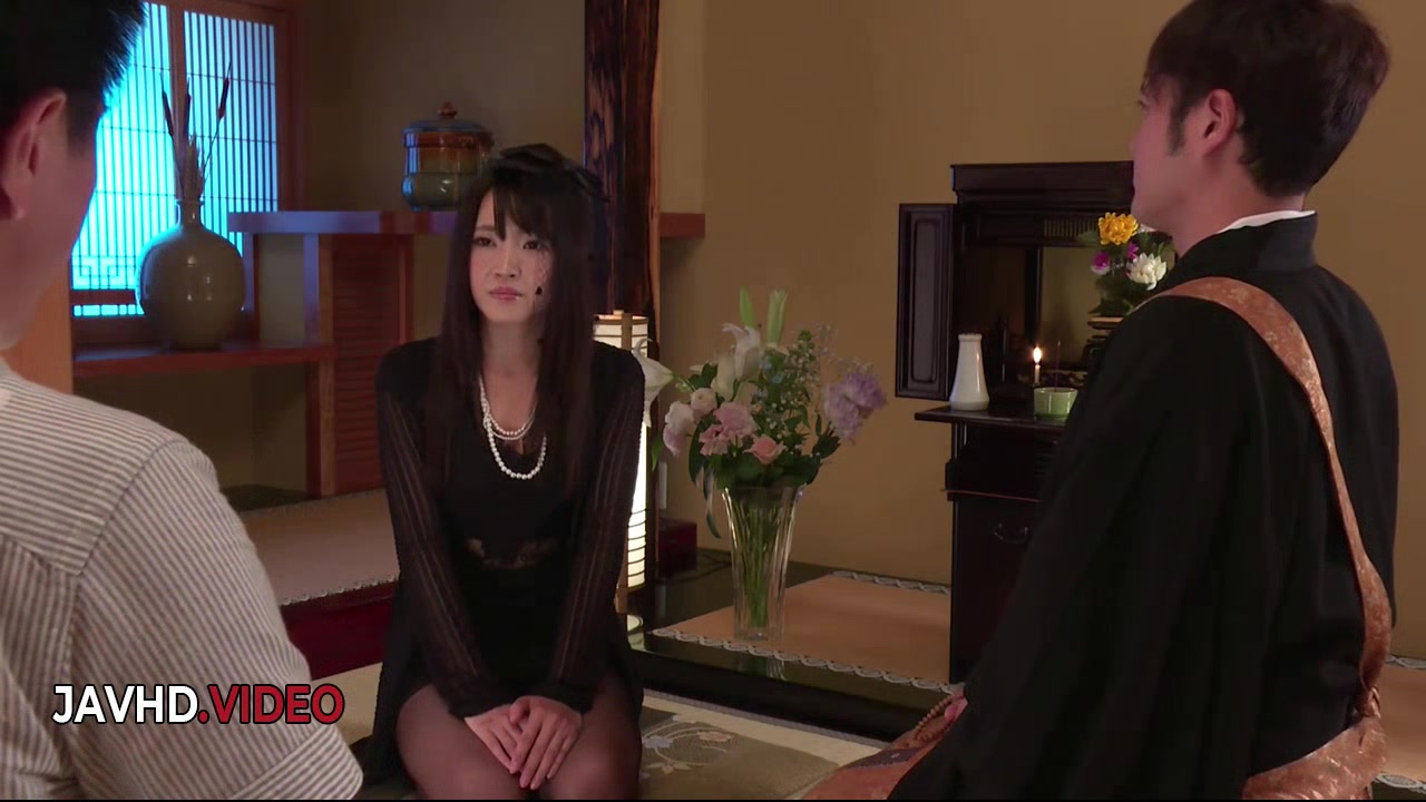 Saori's Seductive Japanese Rope Artistry Unveiled