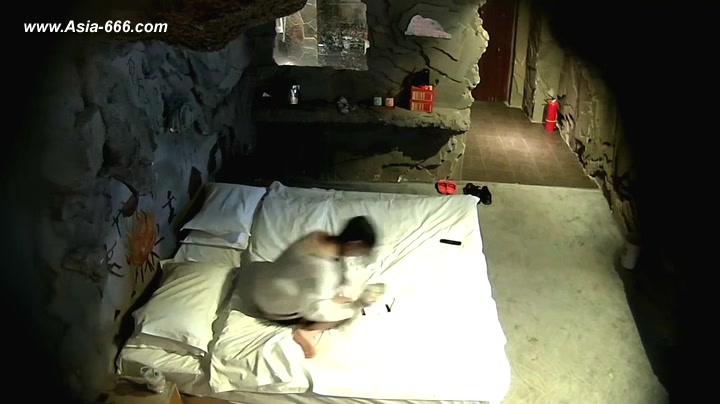 Hackers use the camera to remote monitoring of a lover's home life.266