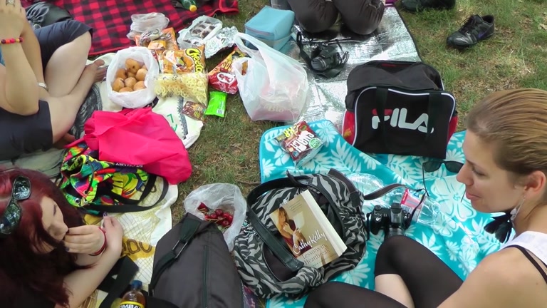 Real outdoor fuck with sexy chick