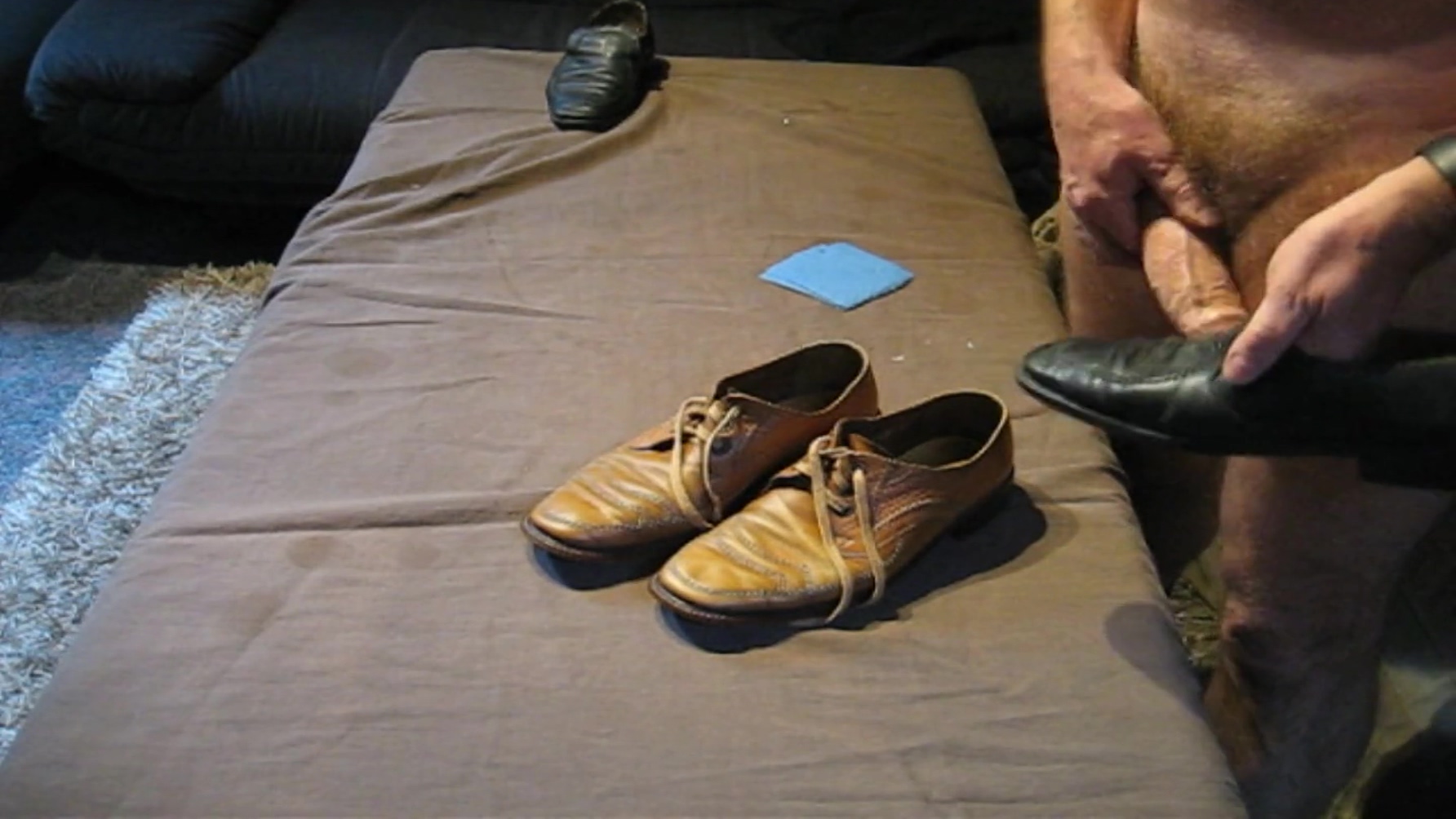 Use Piss And Cum In Daddys Shoes
