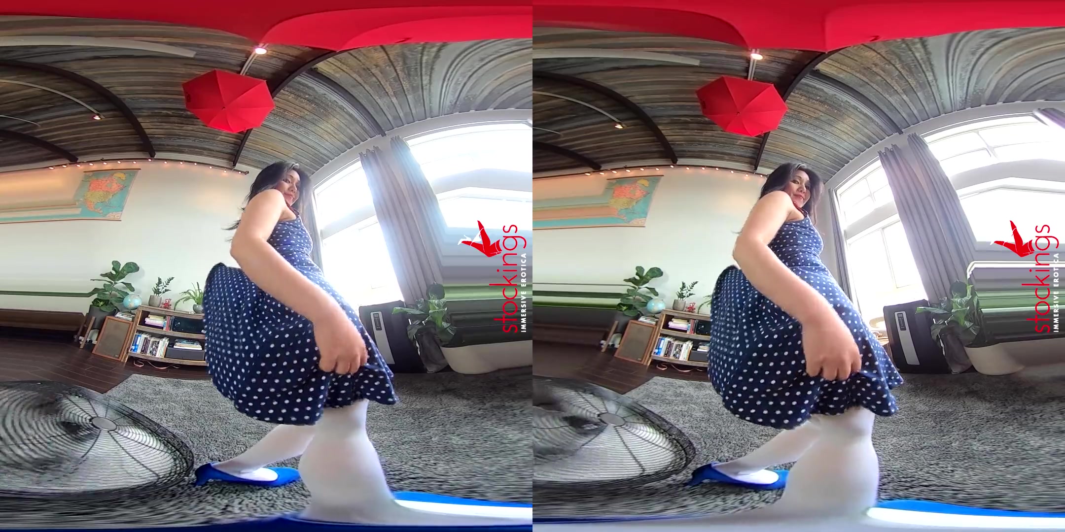Amy Jane in Fan Dancer - StockingsVR