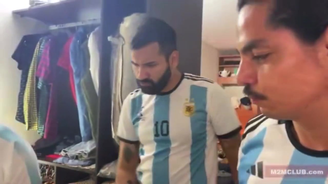 Tres Machos, Una Puta