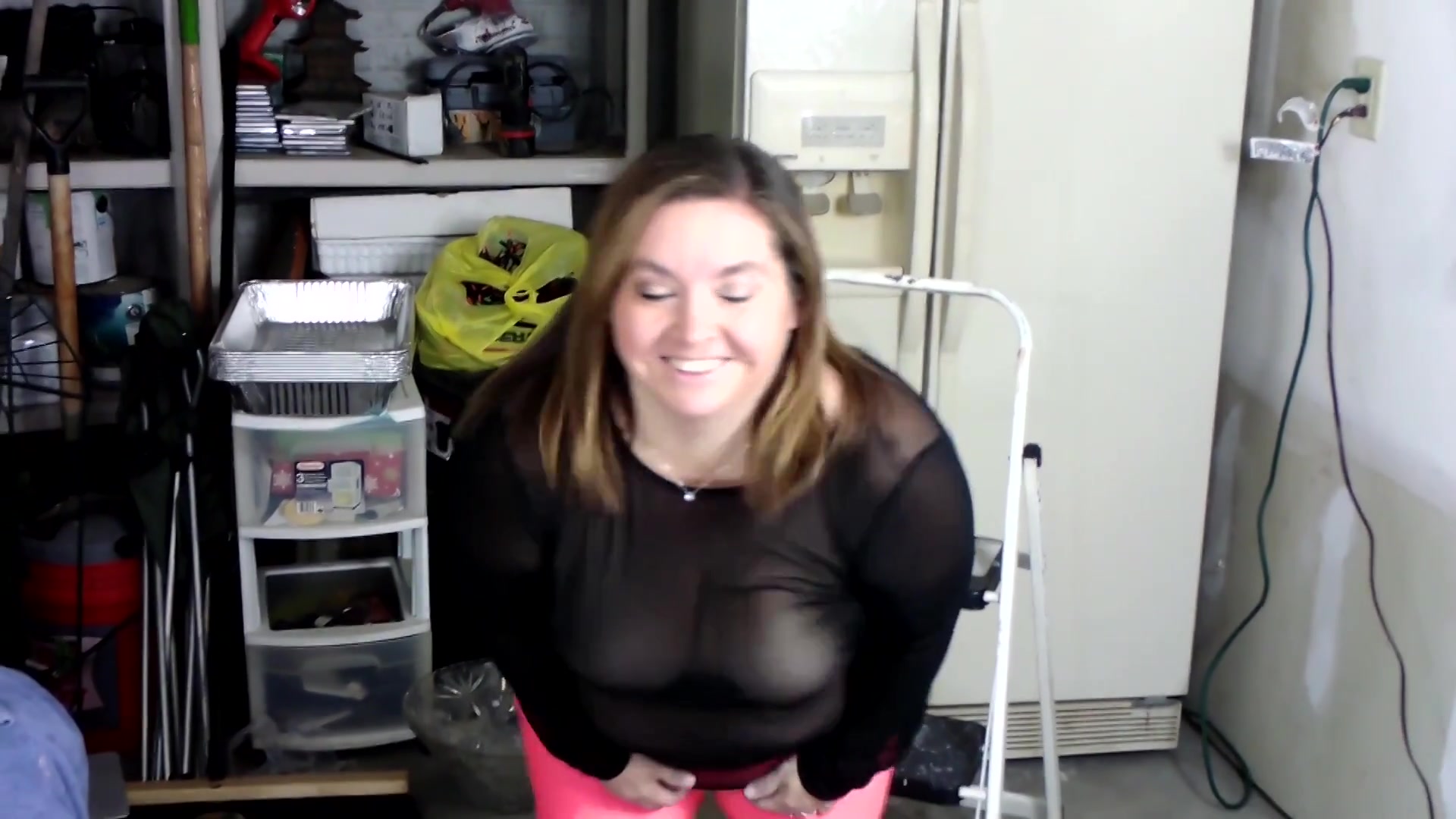 Sexy Bbw Face Fucked In A Garage - Sexynebbw