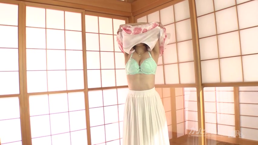 Honoka Orihara Lovely Housekeeper Serves With Shaking Big Tits - Caribbeancom