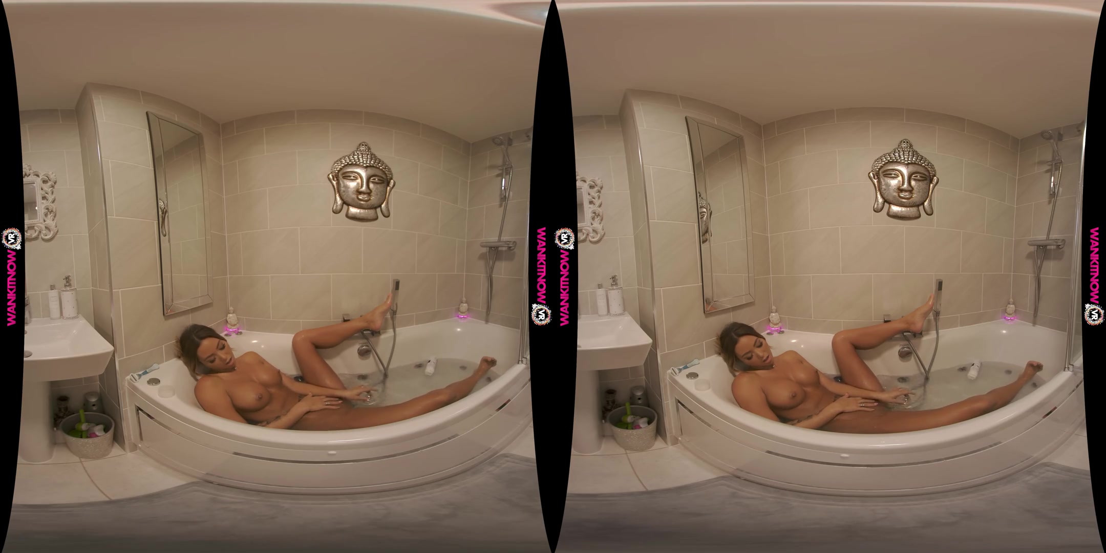 Wank And Watch - British Babe Playing in the Bathtub for You